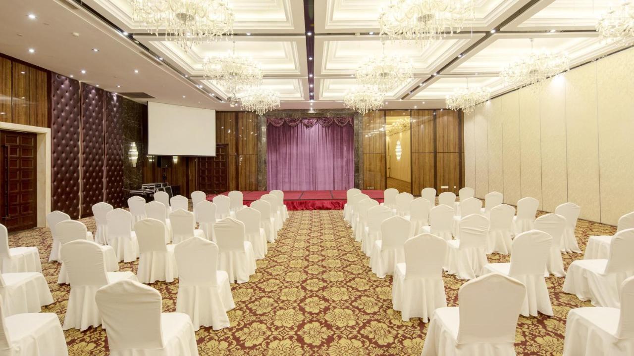 Holiday Inn Express Xiamen Lushan -Shopping Center By Ihg Exterior photo