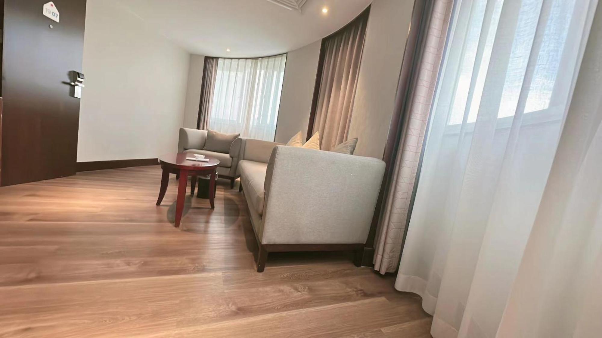 Holiday Inn Express Xiamen Lushan -Shopping Center By Ihg Exterior photo